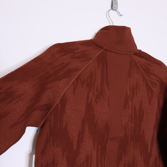 LULULEMON End State Full Zip Jacket Dark Terracotta Knit Ribbed Women's 8 - Picture 4 of 11